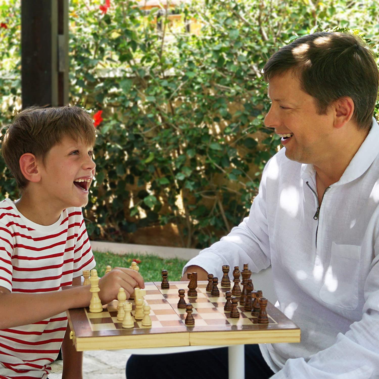 Wooden Magnetic Chess Board – StricklandandHolt